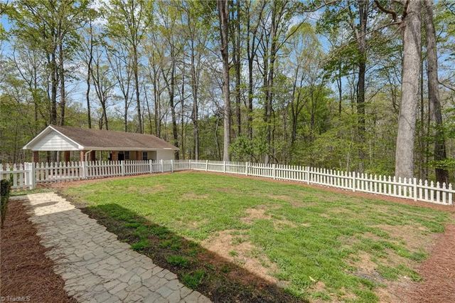 111 Oak Hills Drive, Reidsville, NC 27320