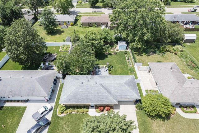 1147 Ontario Drive, Janesville, WI 53545