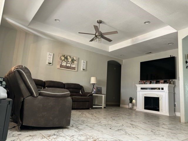 13526 W Happy Trail Ln, Odessa, TX 79763