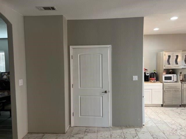 13526 W Happy Trail Ln, Odessa, TX 79763