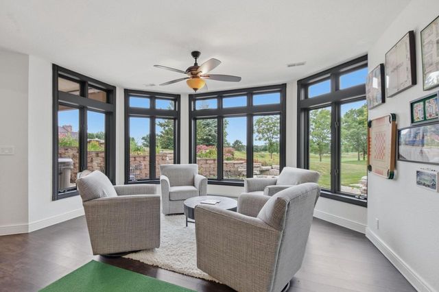 1801 E Bristlecone DRIVE, Hartland, WI 53029