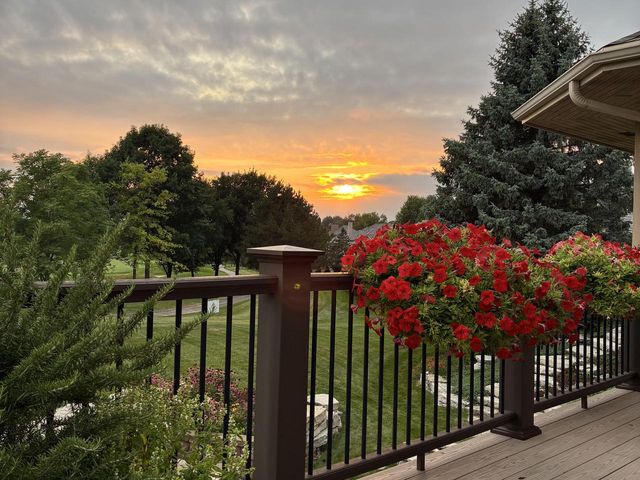 1801 E Bristlecone DRIVE, Hartland, WI 53029