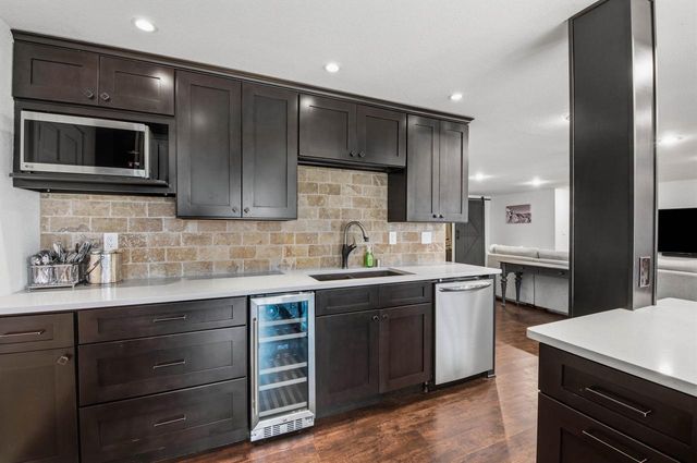 1801 E Bristlecone DRIVE, Hartland, WI 53029