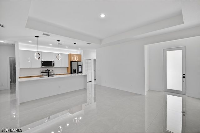 392 Charwood AVE S, Lehigh Acres, FL 33974