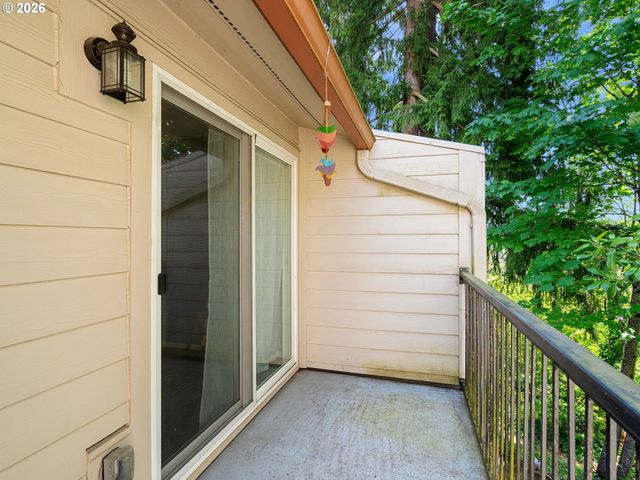 5719 Ne HAZEL DELL Ave H, Vancouver, WA 98663