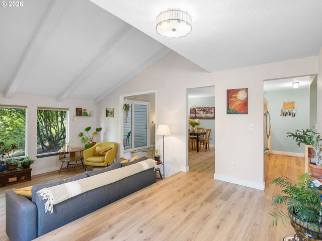 5719 Ne HAZEL DELL Ave H, Vancouver, WA 98663