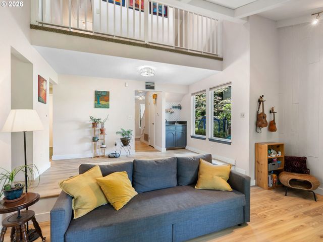 5719 Ne HAZEL DELL Ave H, Vancouver, WA 98663