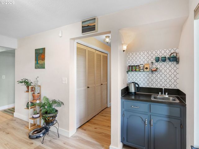 5719 Ne HAZEL DELL Ave H, Vancouver, WA 98663