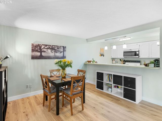 5719 Ne HAZEL DELL Ave H, Vancouver, WA 98663