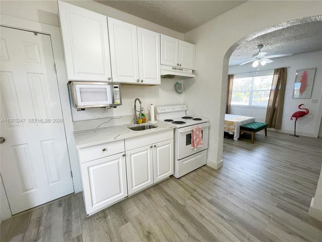 1625 S Federal Highway, Lake Worth, FL 33460