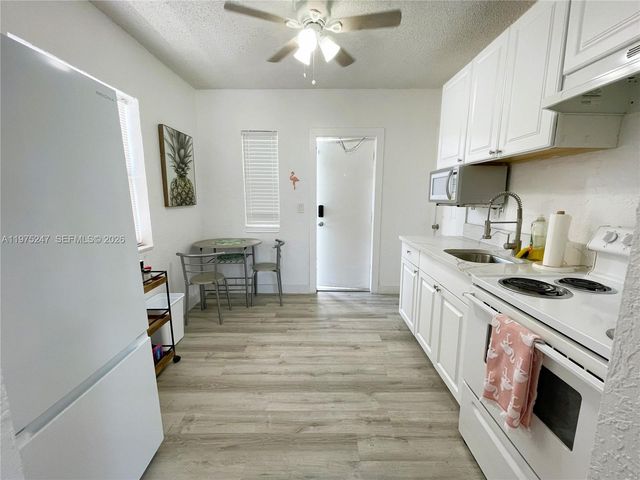 1625 S Federal Highway, Lake Worth, FL 33460
