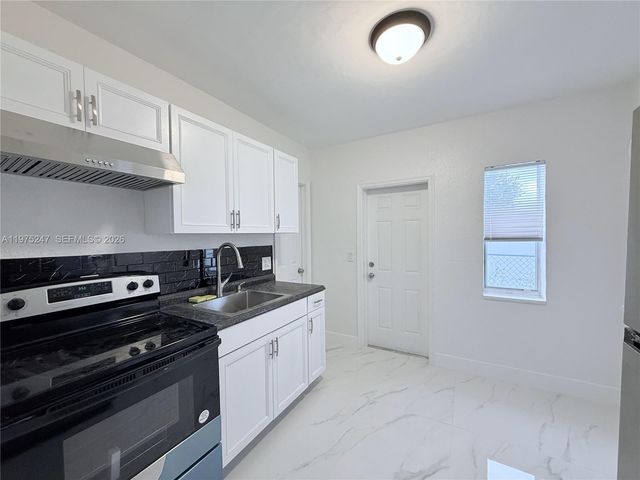 1625 S Federal Highway, Lake Worth, FL 33460