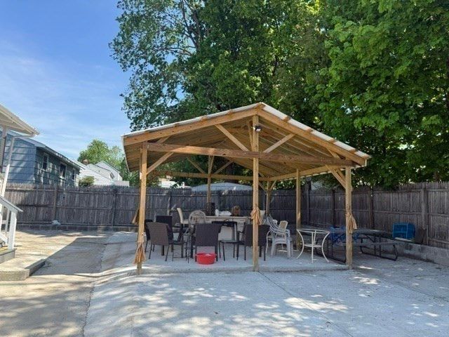 91 Drew Ave, Brockton, MA 02302
