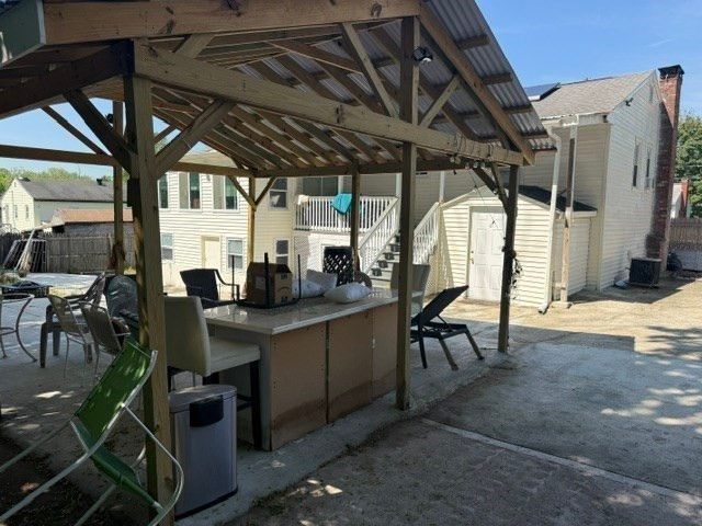 91 Drew Ave, Brockton, MA 02302