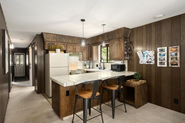 42488 Rock Ledge Road, Shaver Lake, CA 93664