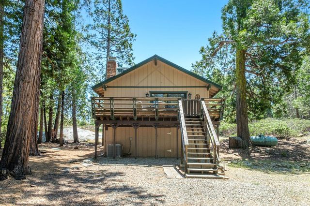 42488 Rock Ledge Road, Shaver Lake, CA 93664