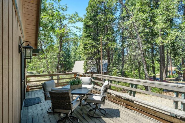 42488 Rock Ledge Road, Shaver Lake, CA 93664