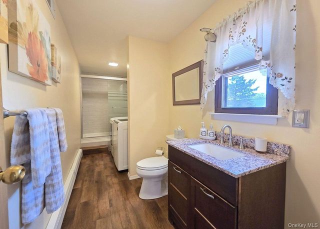 76 Webster Avenue, Ronkonkoma, NY 11779