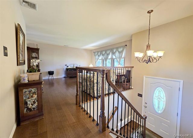 76 Webster Avenue, Ronkonkoma, NY 11779