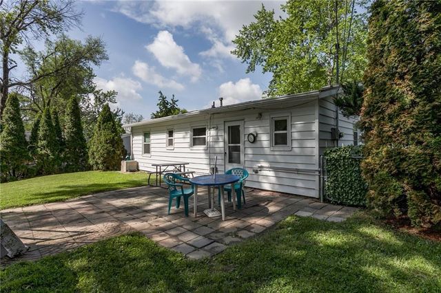 2709 S 48th Terrace, Kansas City, KS 66106