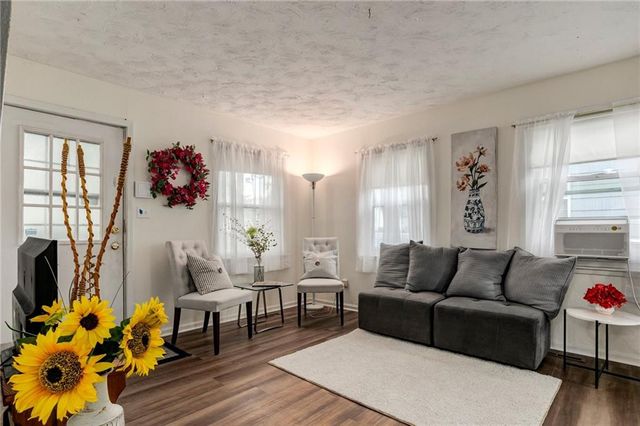 2709 S 48th Terrace, Kansas City, KS 66106