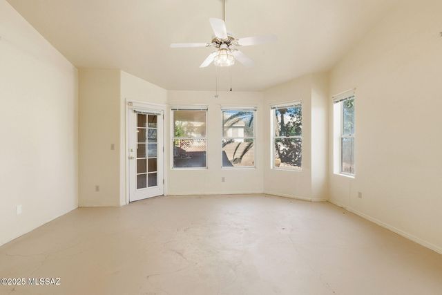 1550 W Dusk Glow Loop, Tucson, AZ 85704