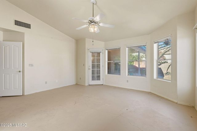 1550 W Dusk Glow Loop, Tucson, AZ 85704