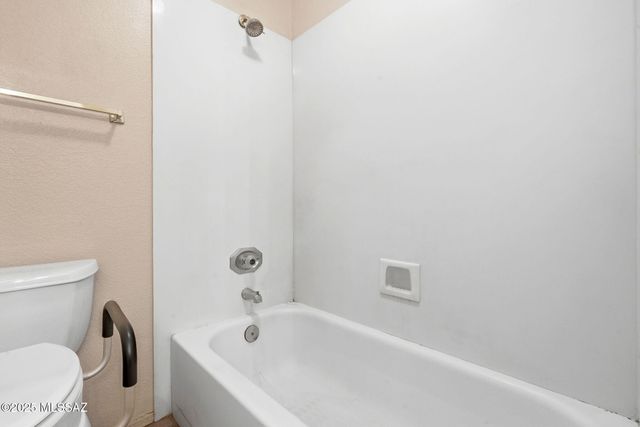 1550 W Dusk Glow Loop, Tucson, AZ 85704