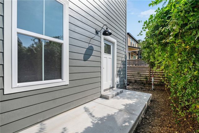 576 Willow Avenue 1, Fayetteville, AR 72701