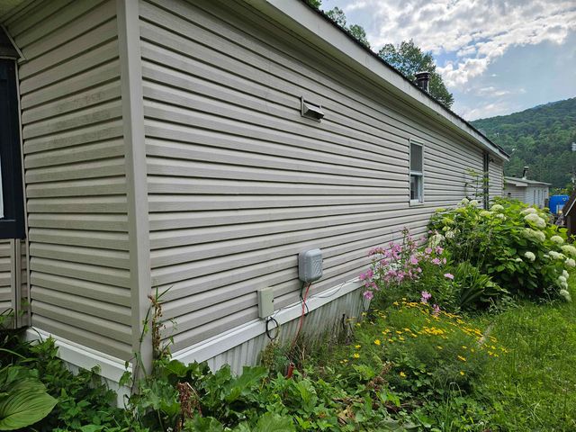 245 Lazy Brook Drive, Starksboro, VT 05487