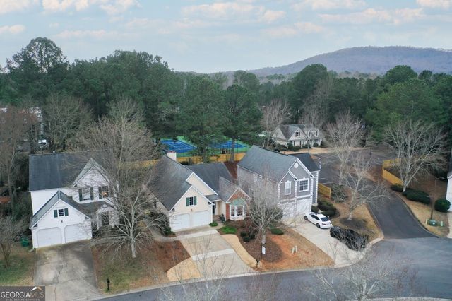 2021 Crestview Way, Woodstock, GA 30188