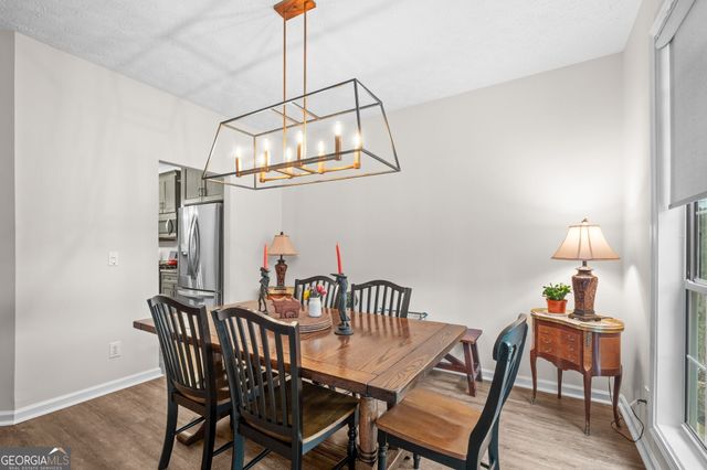 2021 Crestview Way, Woodstock, GA 30188