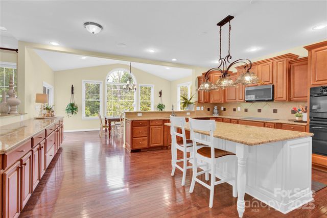 7480 Katelyn Court, Harrisburg, NC 28075
