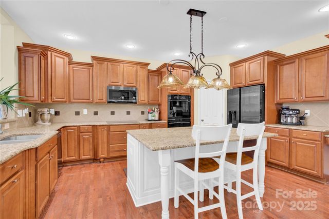 7480 Katelyn Court, Harrisburg, NC 28075