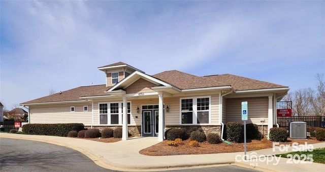 7480 Katelyn Court, Harrisburg, NC 28075
