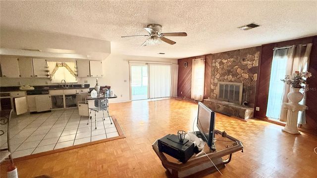 1406 MEADOW DRIVE NE, Winter Haven, FL 33881