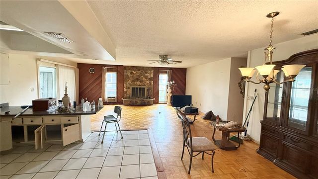 1406 MEADOW DRIVE NE, Winter Haven, FL 33881