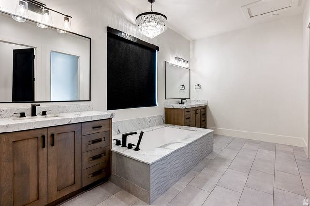 11 E CROSS HILL LN, Sandy, UT 84092