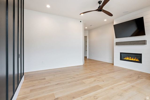 11 E CROSS HILL LN, Sandy, UT 84092