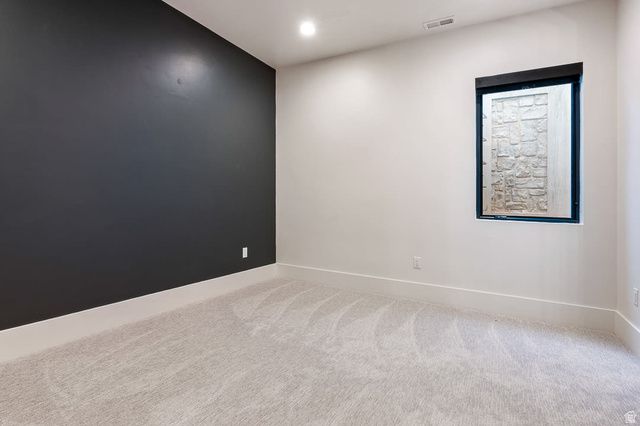 11 E CROSS HILL LN, Sandy, UT 84092