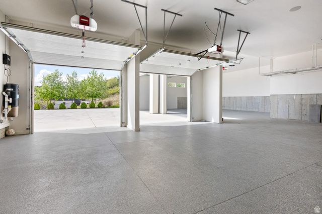 11 E CROSS HILL LN, Sandy, UT 84092