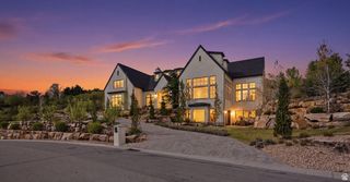 11 E CROSS HILL LN, Sandy, UT 84092