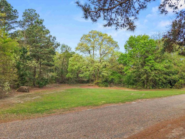 571 County Road 2215, Daingerfield, TX 75638