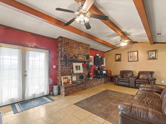 571 County Road 2215, Daingerfield, TX 75638