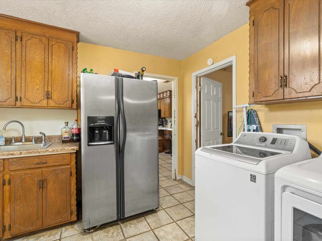 571 County Road 2215, Daingerfield, TX 75638