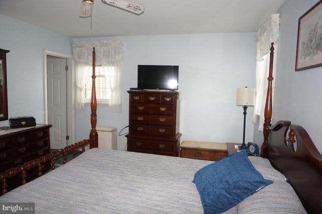 2773 AXE FACTORY RD, Philadelphia, PA 19152