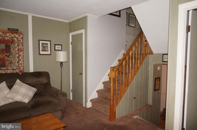 2773 AXE FACTORY RD, Philadelphia, PA 19152