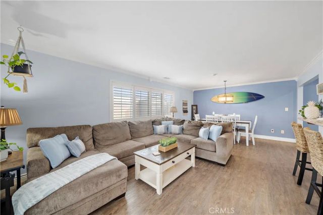 17612 Wrightwood Lane, Huntington Beach, CA 92649