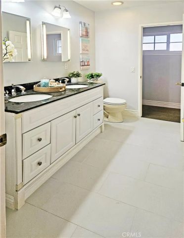 17612 Wrightwood Lane, Huntington Beach, CA 92649