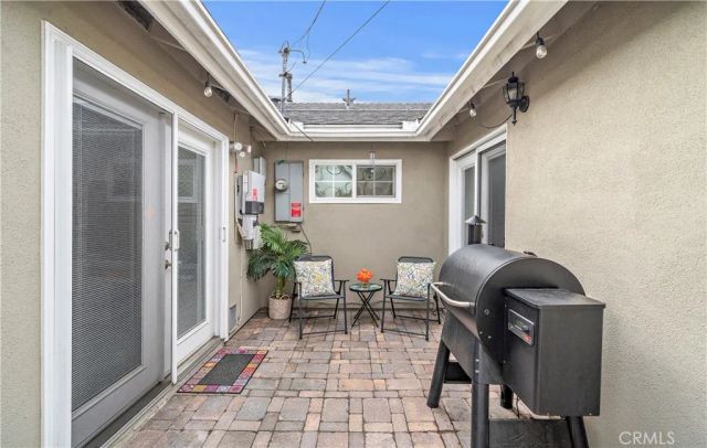 17612 Wrightwood Lane, Huntington Beach, CA 92649